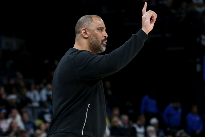 火箭双杀雄鹿谢泼德三分创生涯新高 乌度卡谈慢