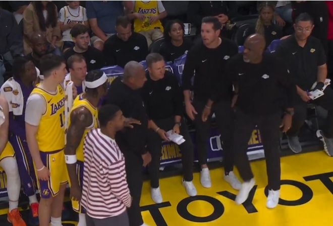 湖人对阵雷霆遭遇三巨头缺席 范德比尔特与主帅