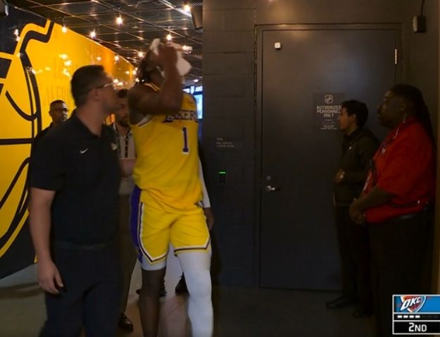 湖人对阵雷霆遭遇三巨头缺席 范德比尔特与主帅